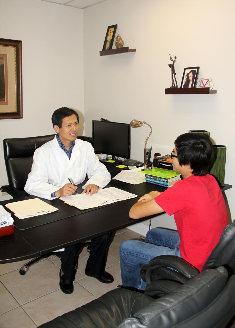 Dr. Wu is doing consultation,